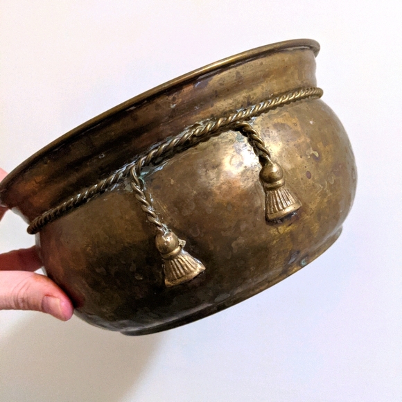 Vintage Other - Hammered Bronze Planter